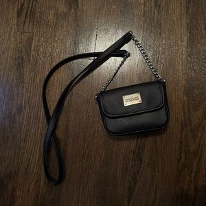 Reaction Kenneth Cole Black Mini Crossbody Bag
